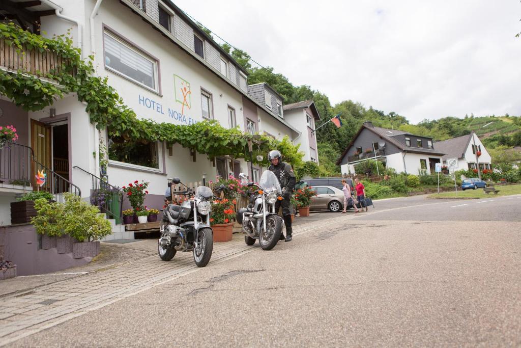 Hotel Emmerich Winningen Zewnętrze zdjęcie